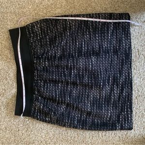 Outback red tweed pencil skirt. 27” elastic waist.  Has pockets